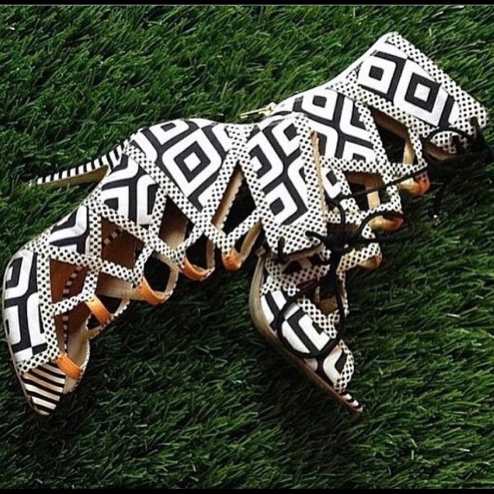 Alejandra G women’s sandals size 7